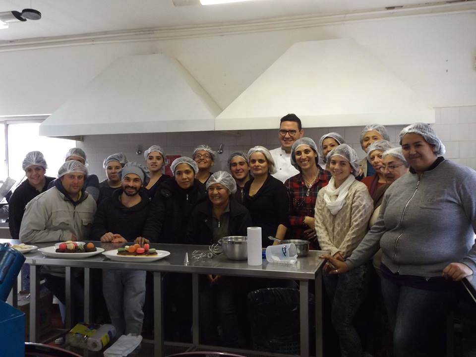 El Cheff DAMIAN BETULAR visitó «DE LA NADA «