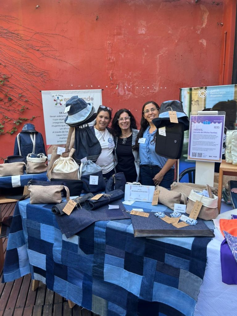 FERIA, HECHO POR ELLAS.